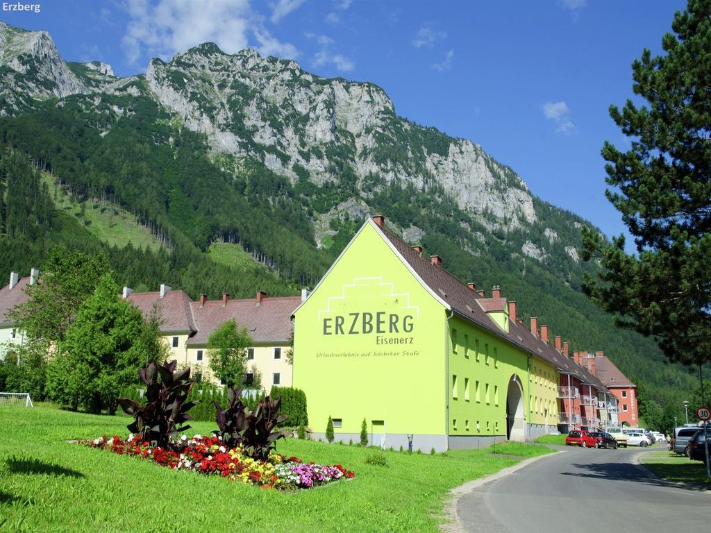 Hilltop Apartment In Eisenerz With Garden Zewnętrze zdjęcie